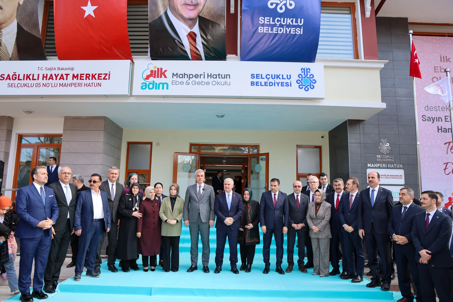 Konya Selçuklu'dan bir örnek proje daha... İlk Adım Ebe Gebe Okulu faaliyete geçti