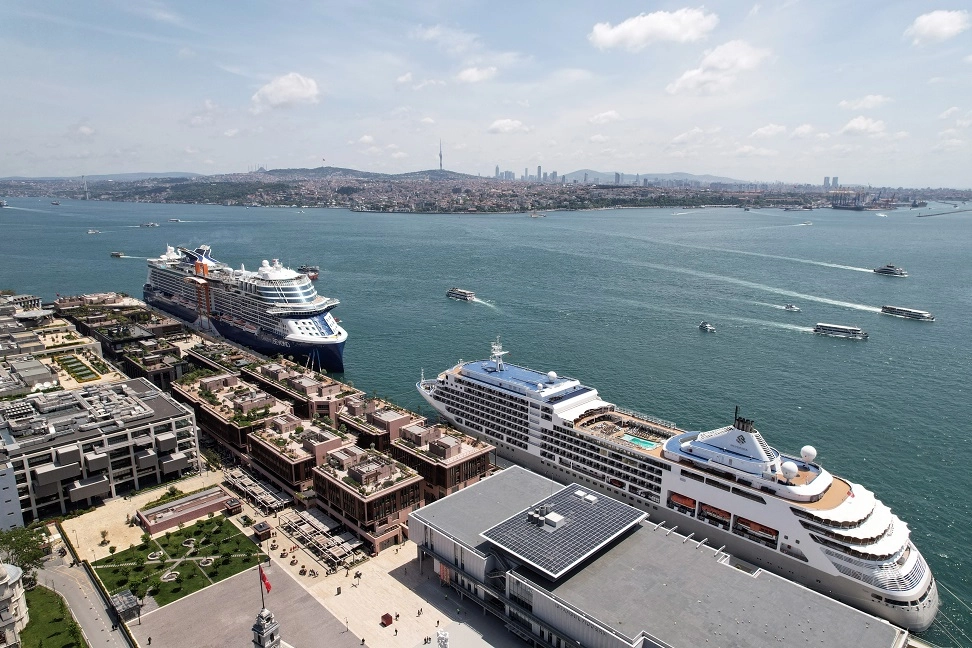 Kruvaziyerde rota Türkiye’ye döndü... Güvenli limanlara talep artıyor