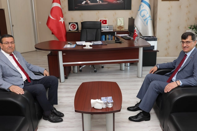 Kütahya'da Başkan Kahveci’den SGK İl Müdürü Sayar’a nezaket