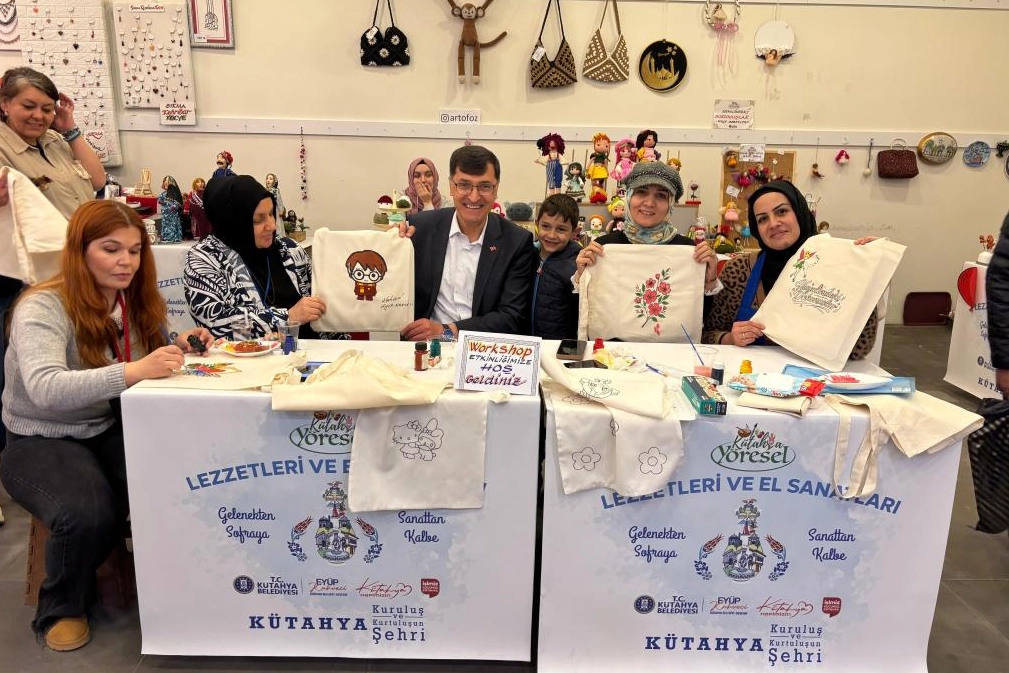 Kütahya'da Başkan Kahveci’den yöresel değerlere destek