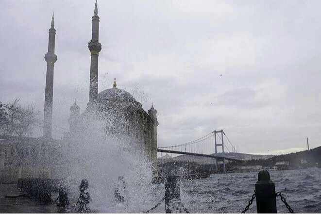 Kuzeyde sağanak, Marmara ve Ege’de fırtına uyarısı