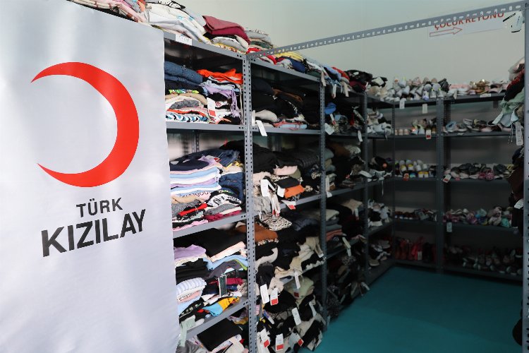 Kızılay'dan cezaevinde ücretsiz butik