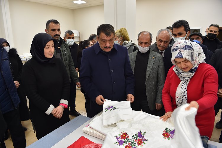Malatya Tecde Kültür Merkezi'nde kadınlara yönelik kurs 