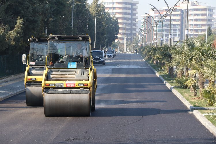 Manisa Büyükşehir'de 4 mevsim asfalt çalışması 