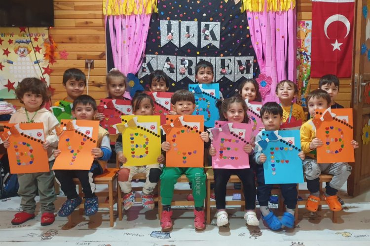 Manisa Büyükşehir'de miniklerin karne heyecanı 