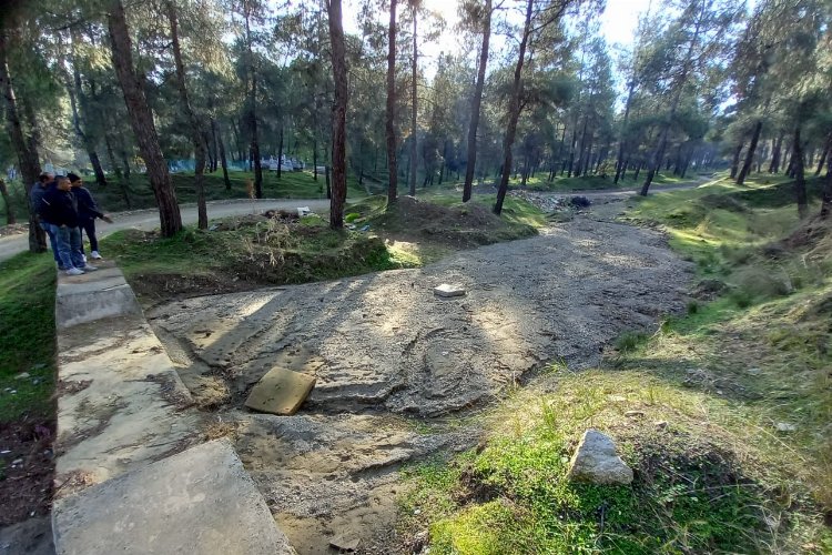 Manisa'da dere yatağında akış sağlandı