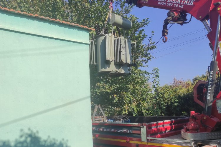 Manisa'da kesintisiz su için enerji sağlayan trafolara bakım