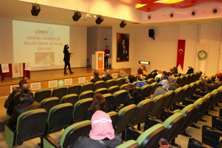 Manisa'da LÖSEV aileleri bilgilendirdi 