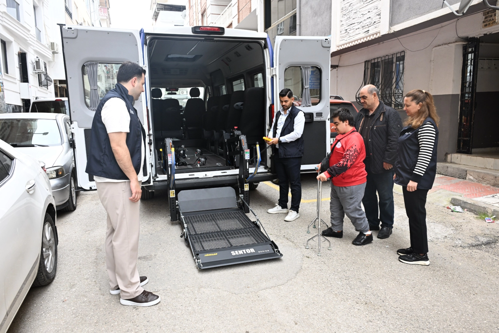 Manisa'da nakil araçları hizmette