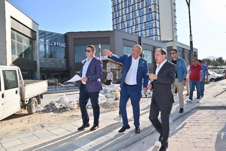 Manisa'nın simgesi olacak projenin AVM ayağına yakın mercek