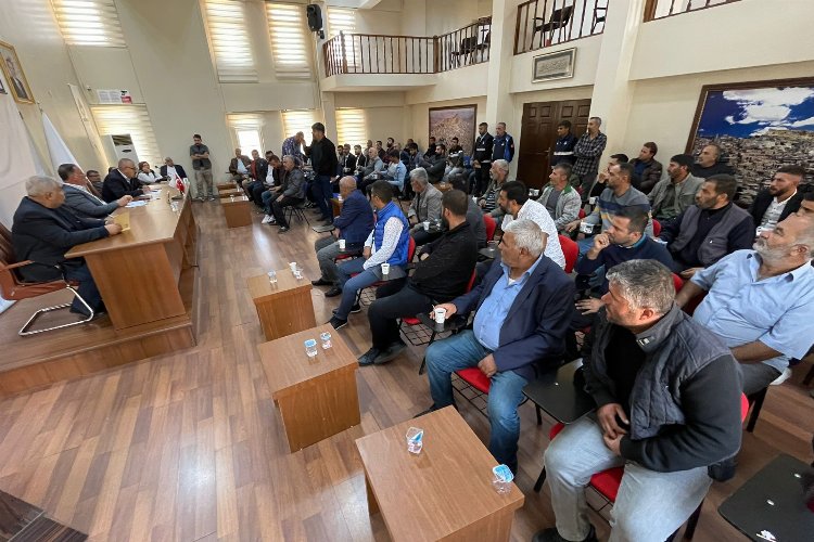 Mardin Artuklu'da Başkan Tatlıdede pazarcı esnafını dinledi