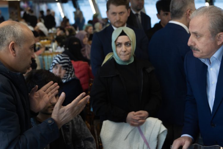 Meclis Başkanı Şentop, depremzedelerle İstanbul'da buluştu