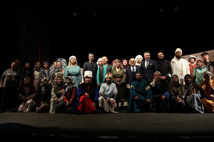 Mehmet Büyükkılıç'tan tiyatro mesaisi