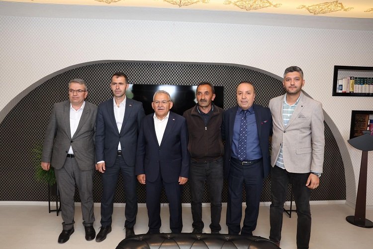 Memduh Büyükkılıç'tan Pınarbaşı'na ziyaret