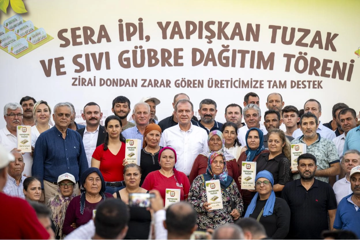 Mersin'de zarar gören çiftçiye destek