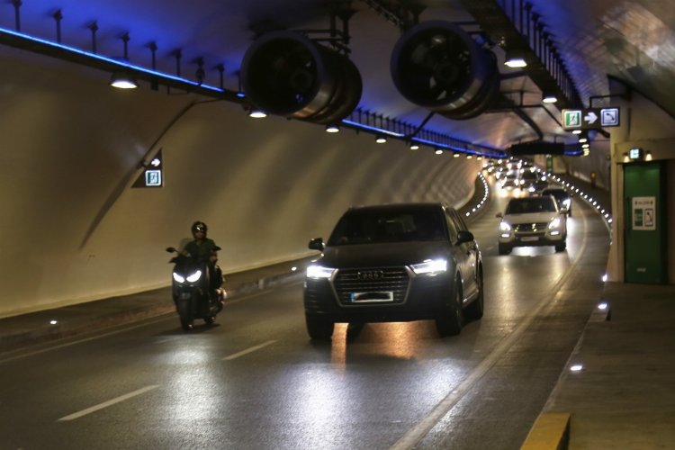 Motosiklet sürücüleri Avrasya Tüneli'ni sevdi... Bir ayda 21 bin motosikletli geçti