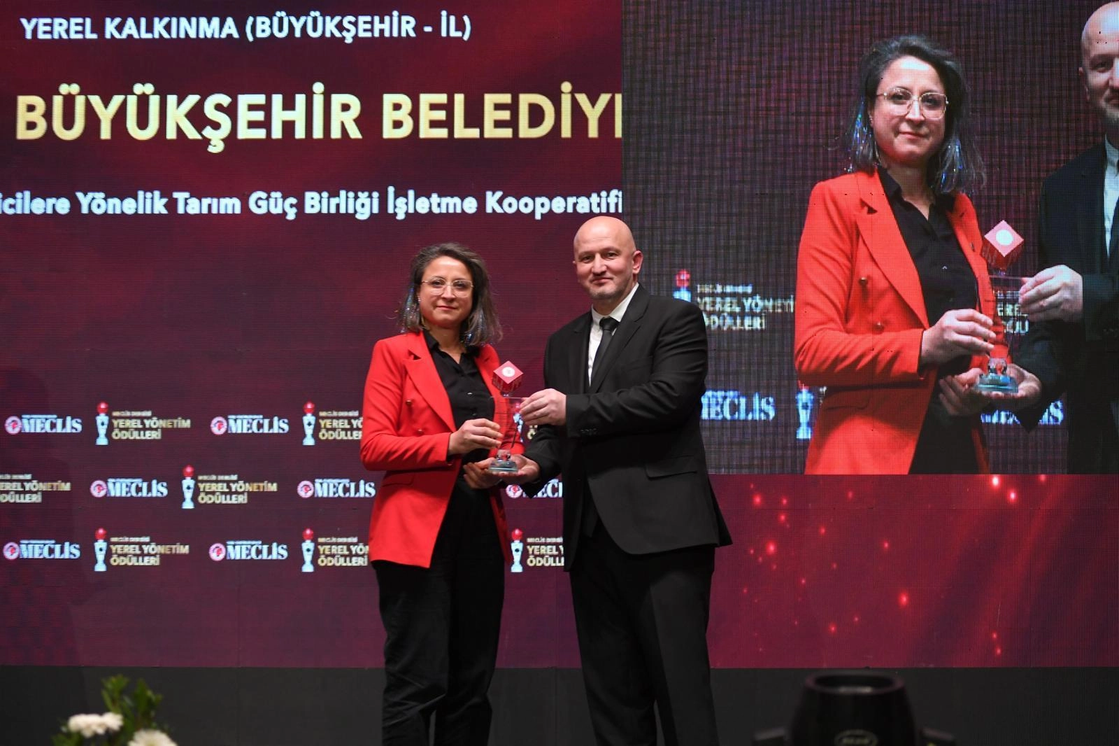 Muğla Büyükşehir'e yerel kalkınma ödülü