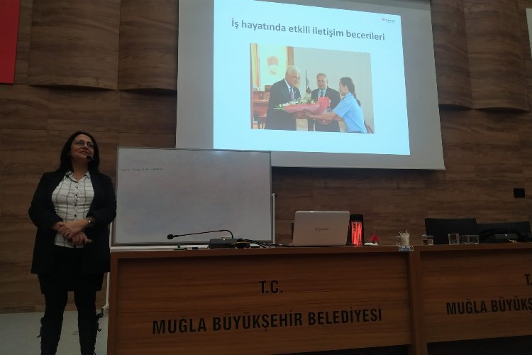Muğla'da personellere “Vatandaş ile iletişim” eğitimi verildi