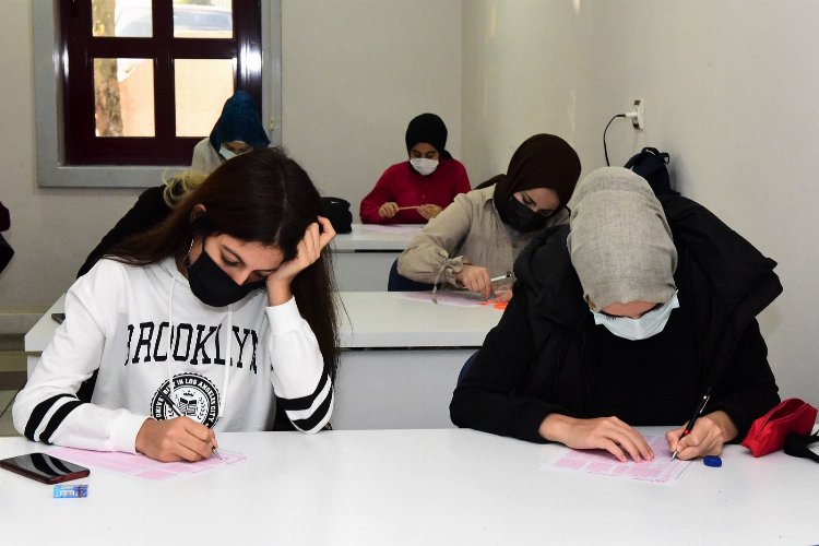 Nevşehir Belediyesi'nden YKS deneme sınavı