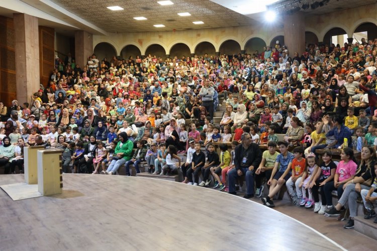 Nevşehir'de çocuklarla renklenen şenlik