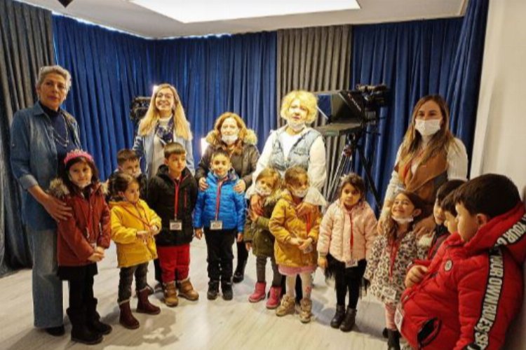 Çocukları ilk canlı yayın heyecanı sardı 