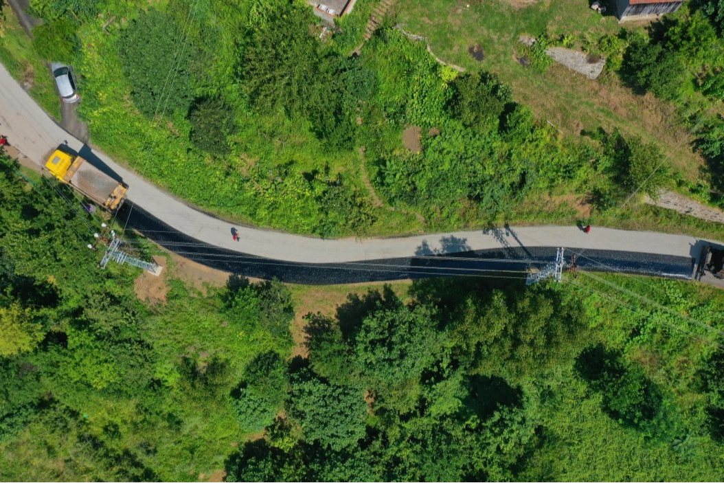 Ordu Perşembe’de mahalleler asfalt konforuna kavuştu