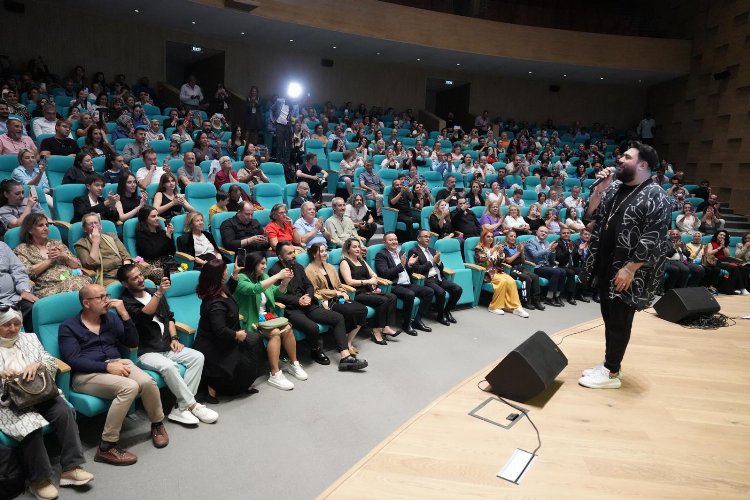 Otizm Farkındalık Haftasına özel çocukların gösterisi damga vurdu