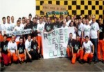 Pirelli İşçilerinde Kocaelispor'a 240 Vefa Tişörtü desteği