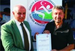 Rıdvan Şükür, IAAF Antrenörü oldu.