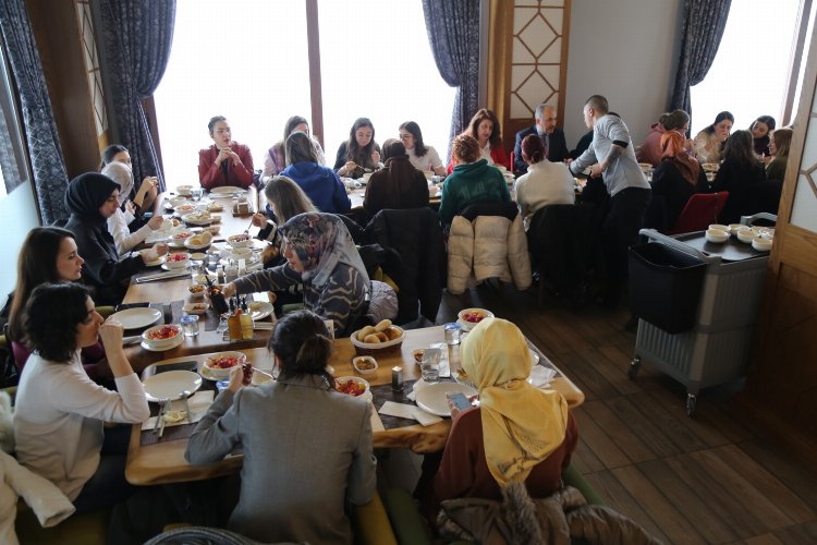 Rize'de Başkan Metin hekimlerle buluştu