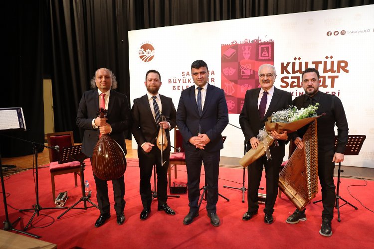 Sakarya AKM’de Münip Utandı ile Türk müziği şöleni