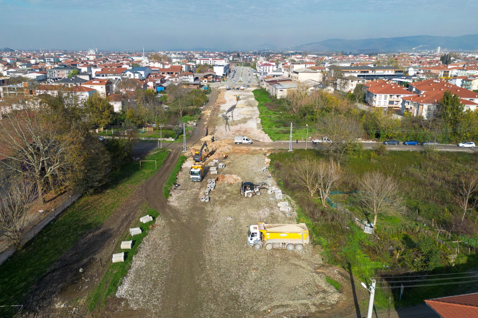 Sakarya Alparslan Türkeş Caddesi'nde duble yol güçlendirmesi