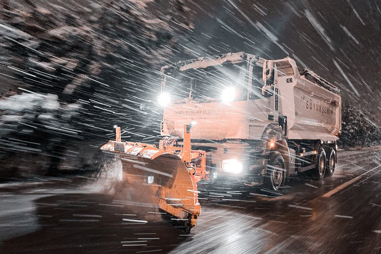 Sakarya'da kar nöbeti başladı 