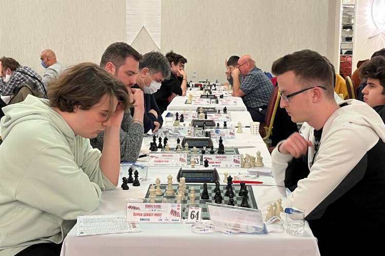 Sakarya’nın ev sahipliği yaptığı Satranç Türkiye Kupası heyecanı sona erdi