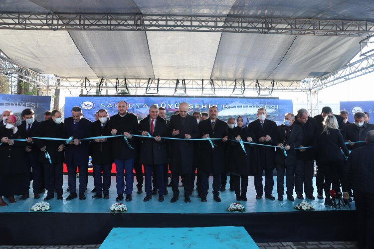 Sakarya SGK Köprülü Kavşağı açıldı 