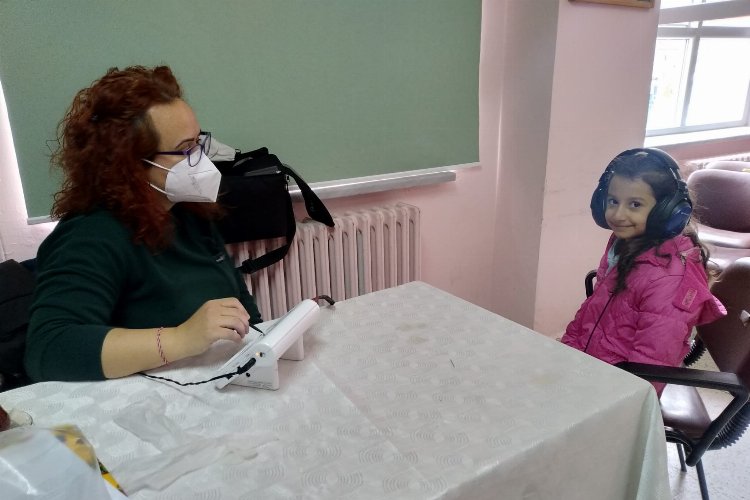Sağlık ekiplerince Pazaryeri ilçesinde öğrencilere işitme taraması yapıldı 