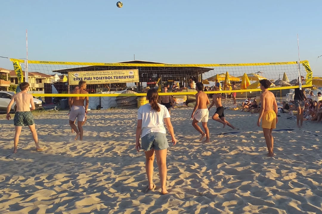 Saros Plajı'nda heyecan başlıyor