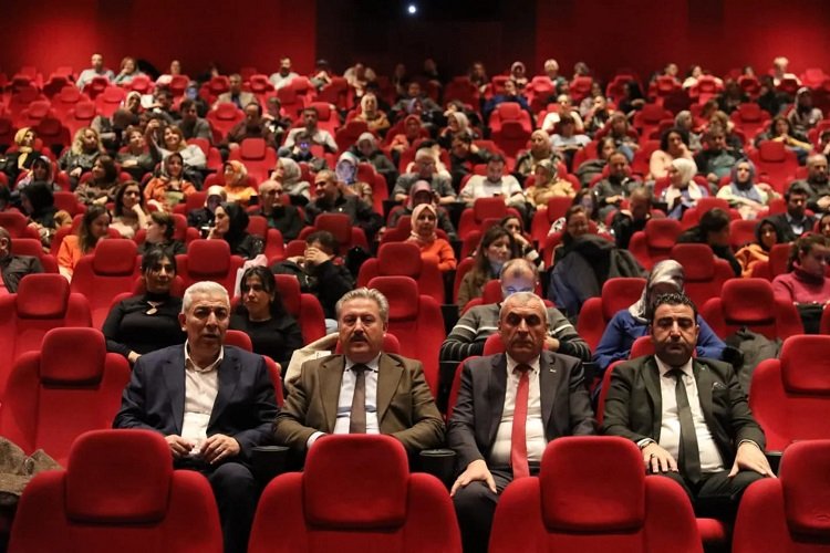 Şehit Aybüke Öğretmen'in filmi Kayseri'yi hüzne boğdu