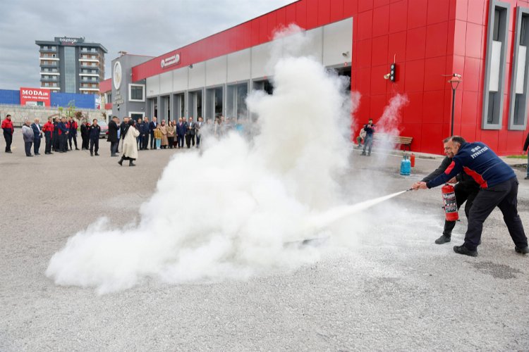 Sivas'ta engellilere yangın eğitimi