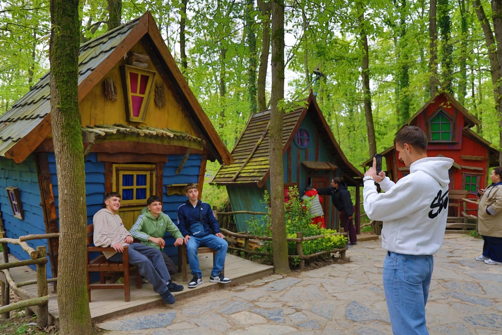 İskeçeli gençler, dostluk maçı öncesi oksijen depoladı