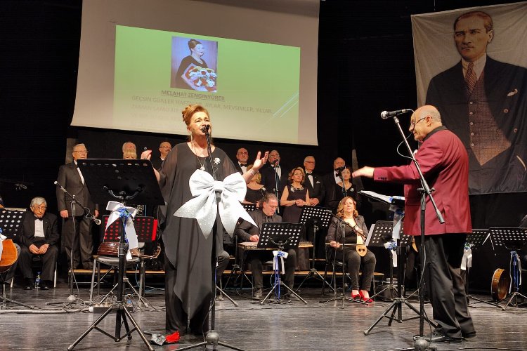 Smyrna Korosu'ndan muhteşem konser 
