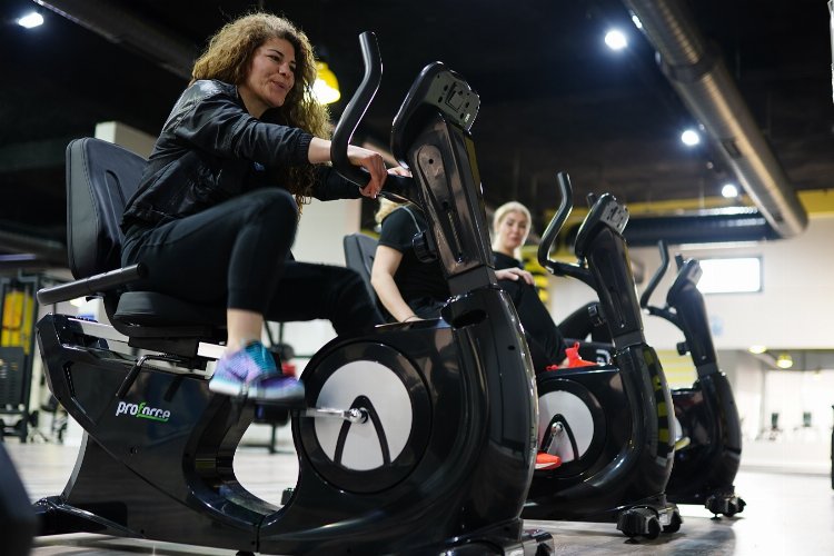 Spor merkezleri Bursa Yıldırımlı kadınları bekliyor 
