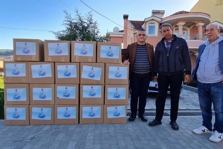 İstanbul Eyüpsultan'dan Makedonya'ya erzak kolisi