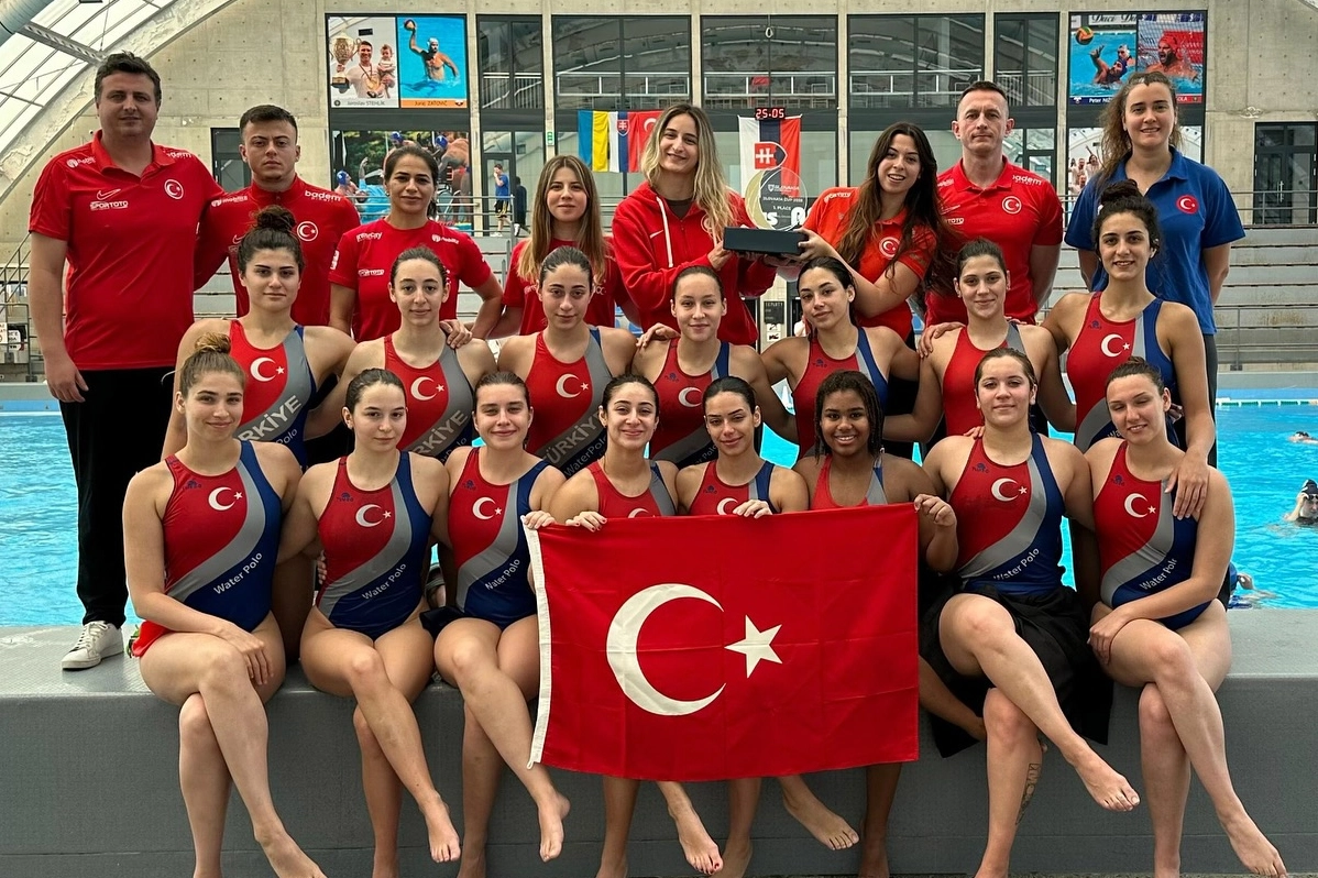 Sutopu Milli Takımı İzmir'e kamp kurdu... Avrupa Şampiyonası’na İzmir’de hazırlanıyorlar