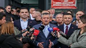 TBMM Açılış Törenine Katılmayan CHP Genel Başkanı Özgür Özel Önemli Açıklamalarda Bulundu