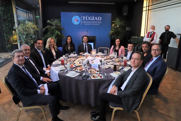 TÜGİAD Bursa'dan 'Down Kardeşliği Derneği' yararına iftar programı 