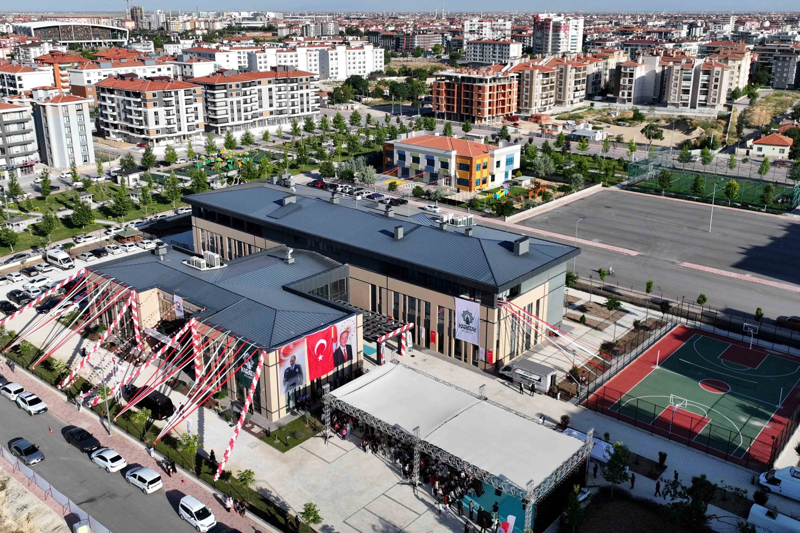 Türkiye'nin en büyük Engelli Aktif Yaşam Merkezi Konya'da hizmete açıldı
