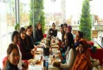 Uluslararası öğrenciler kahvaltıda buluştu