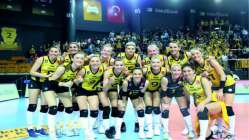 VakıfBank üst üste 11'inci kez çeyrek finalde