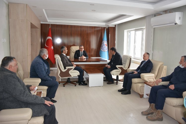 Vali Şimşek Niğde Hacıabdullah Kasabası'nı ziyaret etti
